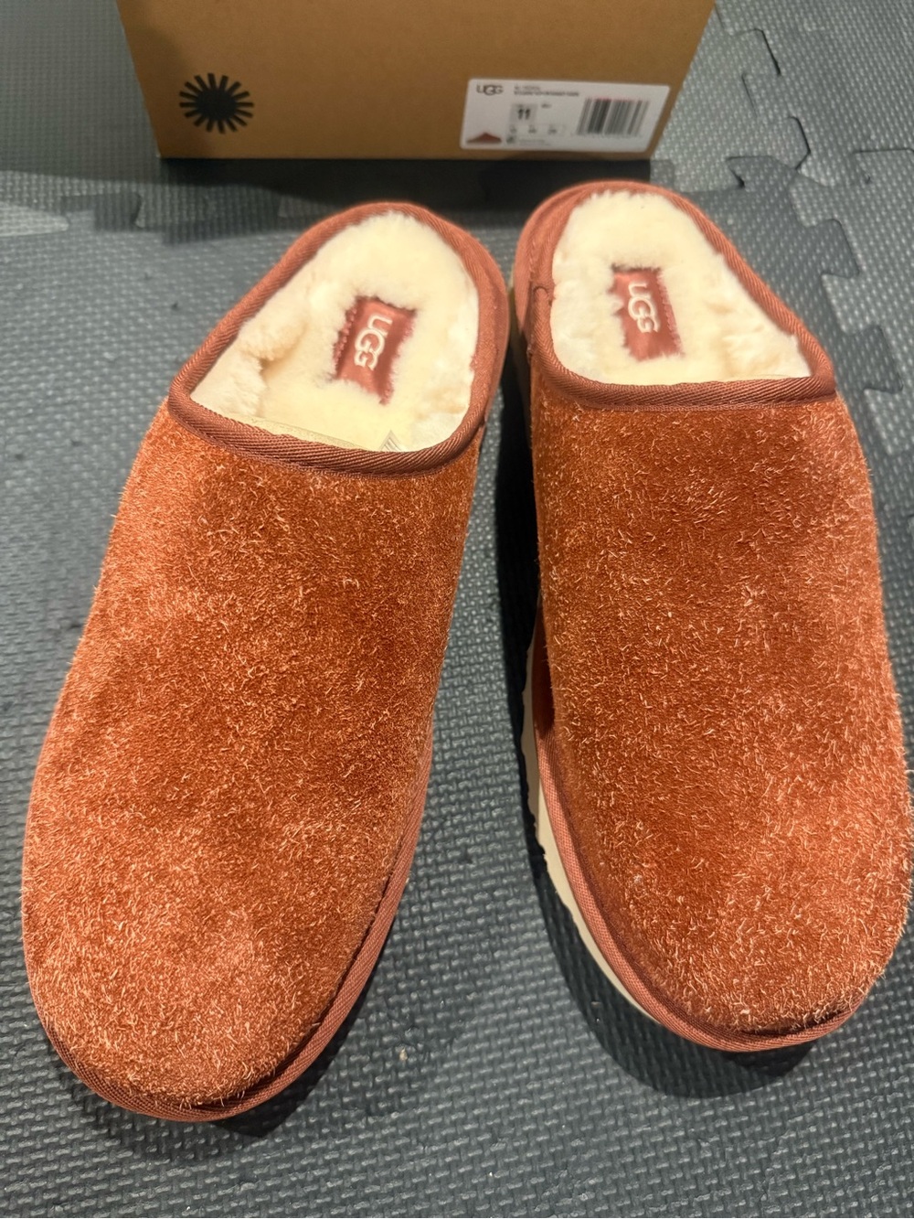 New in Box UGG Slip-On Suede Clog size 11
